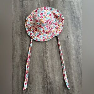 Do Everything In Love Sunhat OS